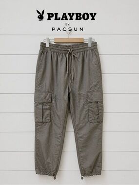 PLAYBOY BY PACSUN – GREY CARGO JOGGER PANTS – MEN’S SIZE S